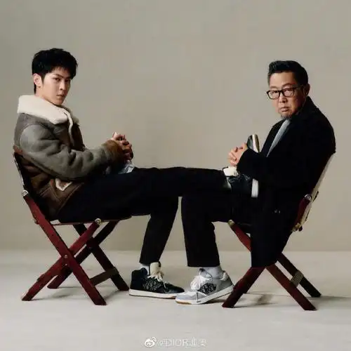 迪奥品牌大使马伯骞#@马伯骞victor,建筑师@马清运的微博精彩演绎