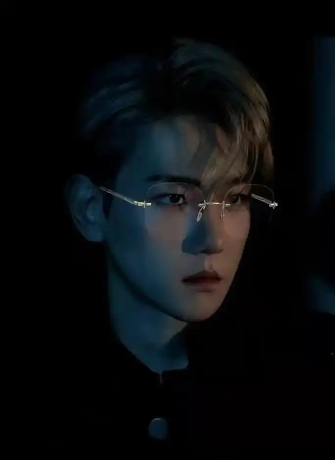 这辈子都无法拒绝戴眼镜的边叔叔#baekhyun #边伯贤 - 抖音