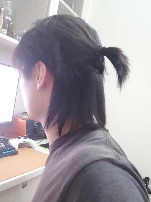 男生想留艾伦耶格尔这样的长头发,有什么建议吗? - 知乎