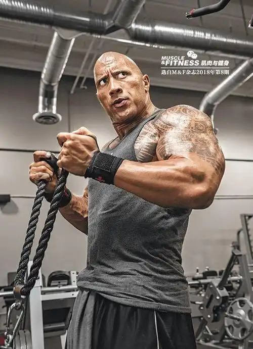 封面人物巨石强森人类的肌肉硬汉将竞选下一任美国总统