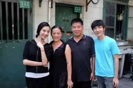 田翌臣献出电视处女作热力加盟爆米花