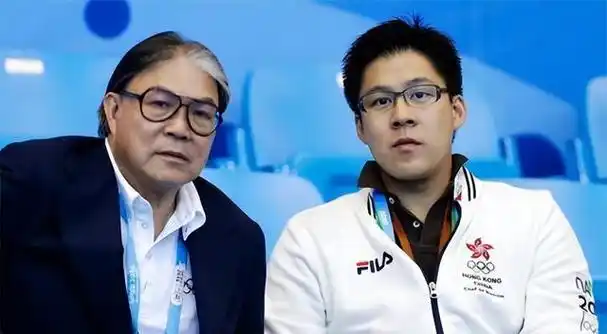 霍家遗产风波为了儿子霍启刚的前途霍震霆活得比谁都清醒