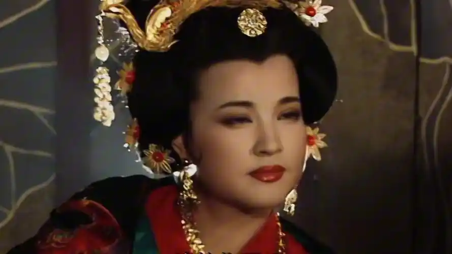 【武则天】【刘晓庆】刘晓庆的这版武则天妆造是有点子好看的