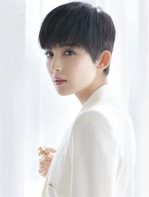 超a日系少年感短发 帅气女生超短发_明星发型 - 美发站