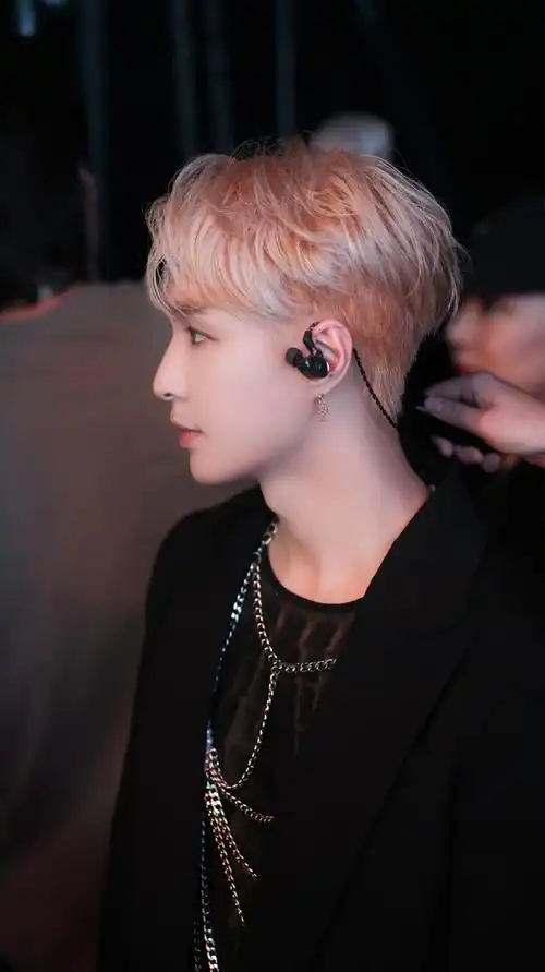 张艺兴dna音乐联盟