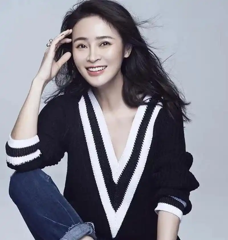 性感女神于明加