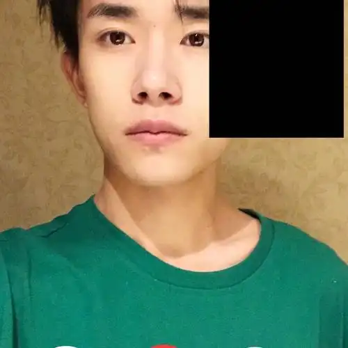 奉上易烊千玺的p图素材四字弟弟女友在吗出来视频676767拿去