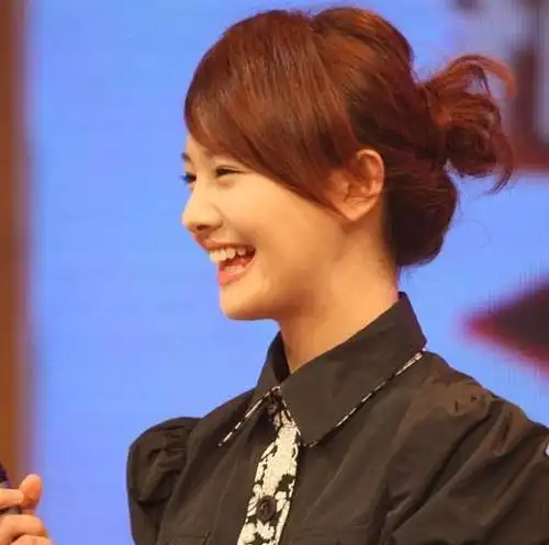 郑爽演技差?可她从出道就是小仙女啊