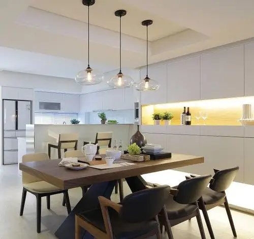 现代别墅餐厅木质地板橘色隔断设计装修效果图