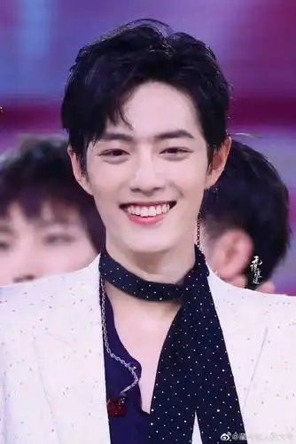 肖战神似一位古早明星,看到照片后,网友:和尊龙不是一个level