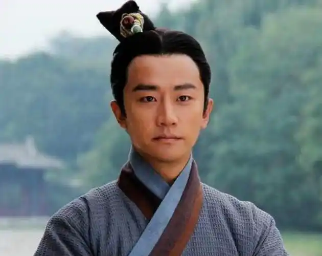 秦始皇陵兵马俑为什么会有偏髻发型