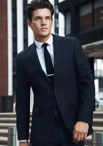 正装控男模脱下正式他依旧是深邃男人