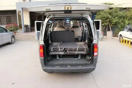 迟到的作业五菱之光6388乞丐版改装多图求认证