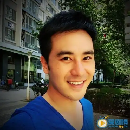 的星陈天浩是谁演的_夜空中最闪亮的星陈天浩扮演者陈亦飞个人资料