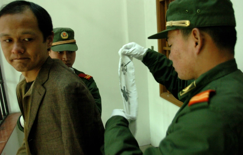 死刑犯被枪决的时候一枪打不死该怎么办会放过罪犯么