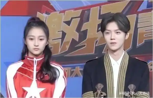 事实证明和鹿晗挺过七年之痒的关晓彤已经走上了另一条道路