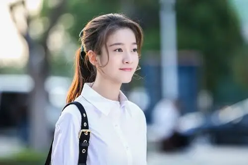 张雪迎泡沫之夏惨遭绑架解读角色欣赏夏沫钻石心