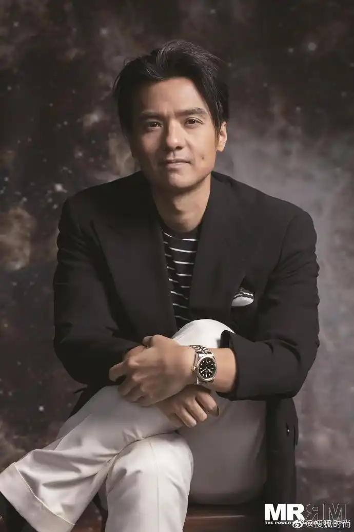 sohufashion·星look#冯德伦@冯德伦《mr》杂志七月刊封面曝光,简单