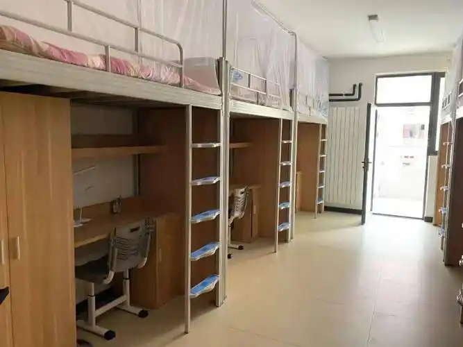 生活_宿舍_学期