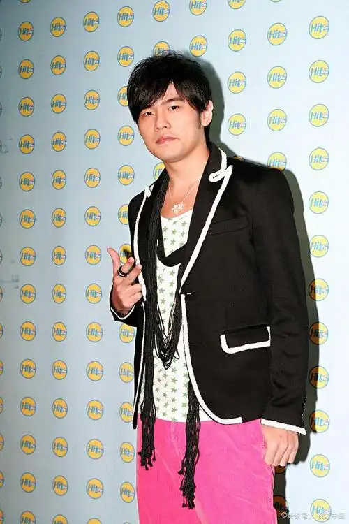 周杰伦罕见哭了!本人回应:哥平常不是随便流泪的!