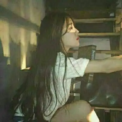 女生伤感意境头像2020精选 你说你好累已无法再爱上谁