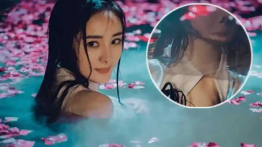 《扶摇》晒杨幂沐浴戏剧照 却忘了给水中倒影修图?