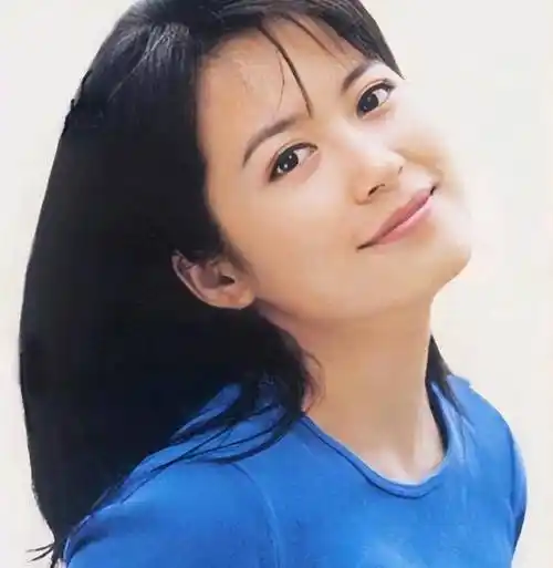 原创原创51岁还单身的俞飞鸿初恋是柳云龙感谢窦文涛陪伴20年