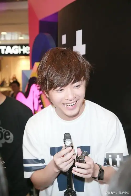 《歌手2024》:五旬老将守国门,汪苏泷坚韧如初,英子挑战新高度