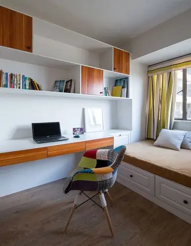 简约书房榻榻米实景图