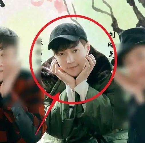 原创向往5第三期全员合照出炉c位令人满意张艺兴站位好圈粉