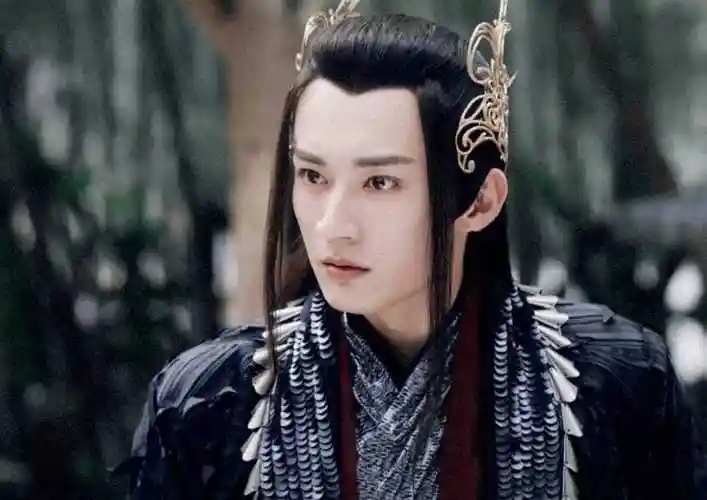 周冬雨许凯新剧被嘲,作为配角的他却获得大家喜欢,究竟凭什么_刘学义