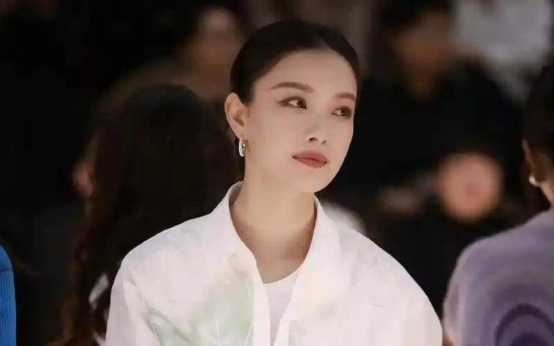 倪妮出席"节气家宴"品牌发布会 诠释传统东方美学