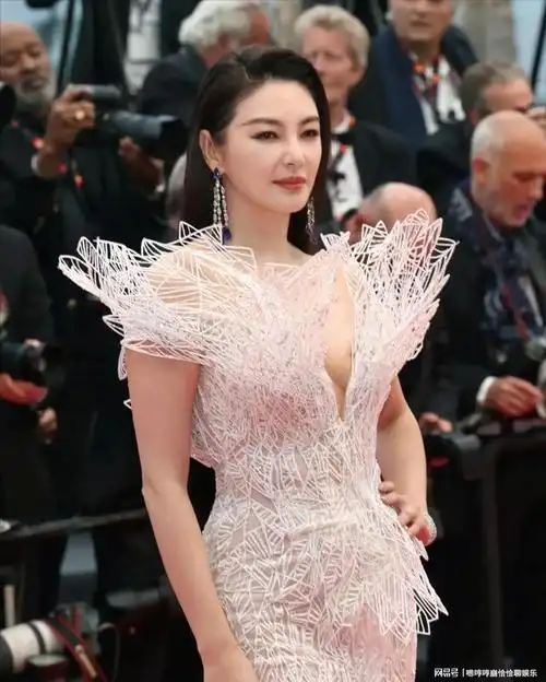 张雨绮太大意了