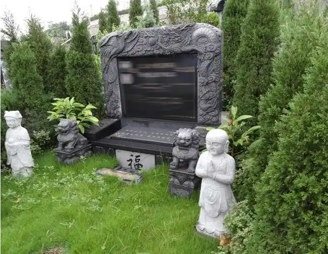 龙居山陵园咨询热线:023-86622404