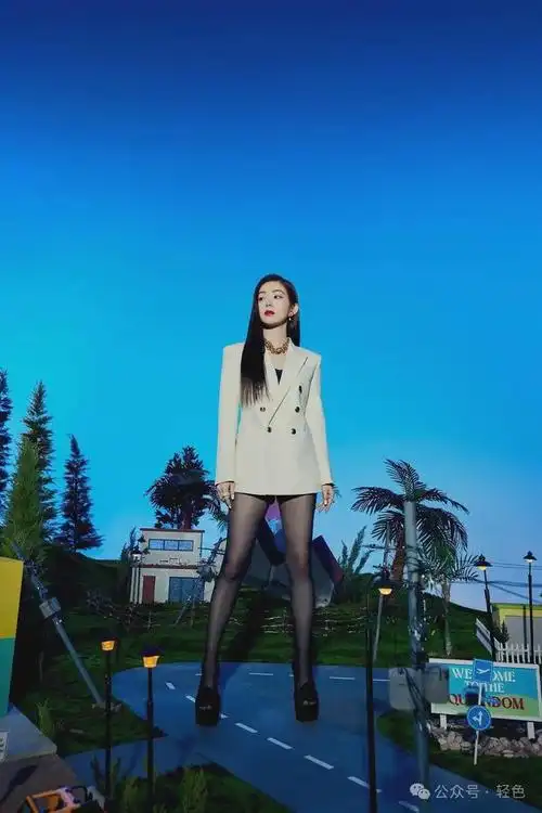 黑丝大长腿,裴珠泫真的在发光