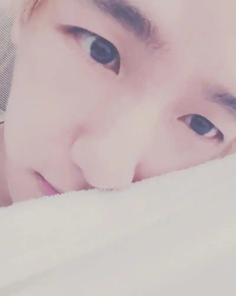 我总是很喜欢看你以前的照片#边伯贤 #baekhyun #e - 抖音