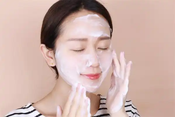 擦护肤品的顺序应该怎么擦