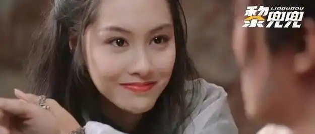 52岁朱茵现状:住深山村屋,开两万块破车,顶级女神怎么活成这样?