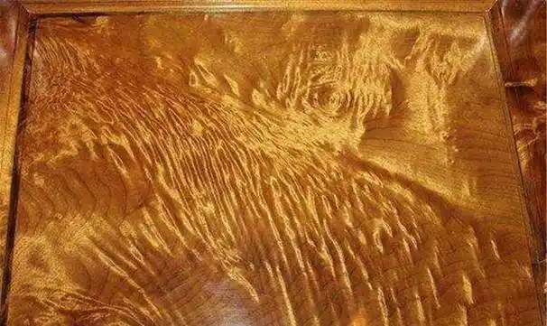 这种木头是"皇帝专用",乾隆专门盗别人的墓,只为以此木修陵_楠木_木材