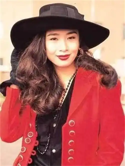 香港女演员全部名单表(10位惊艳大众的香港女演员)_金纳莱网