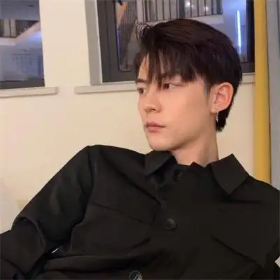 清爽帅气的干净大男孩潮男头像图片 ins风高级质感成熟男人头像_男生