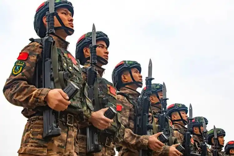 开训即开战:武警特战队员练兵正当时