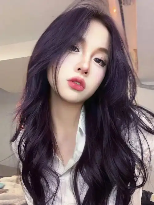 冬季一定要尝试一下黑加仑紫色超级洋气又高级的神仙发色~紫色系头发