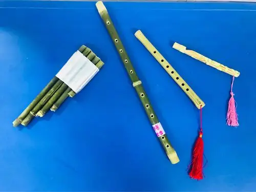 宝轮幼儿园苗苗一班"竹子"创意乐器展示会