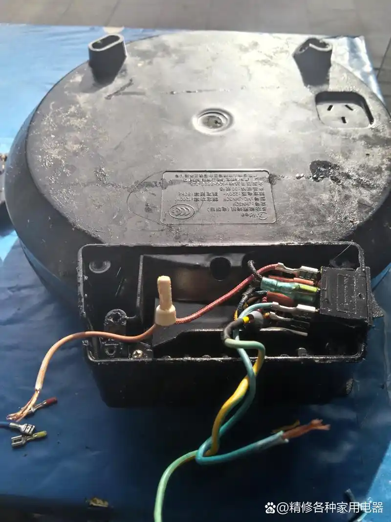 美的电饼铛不通电故障,更换电源连接线以及下盘180度温控器和216度过