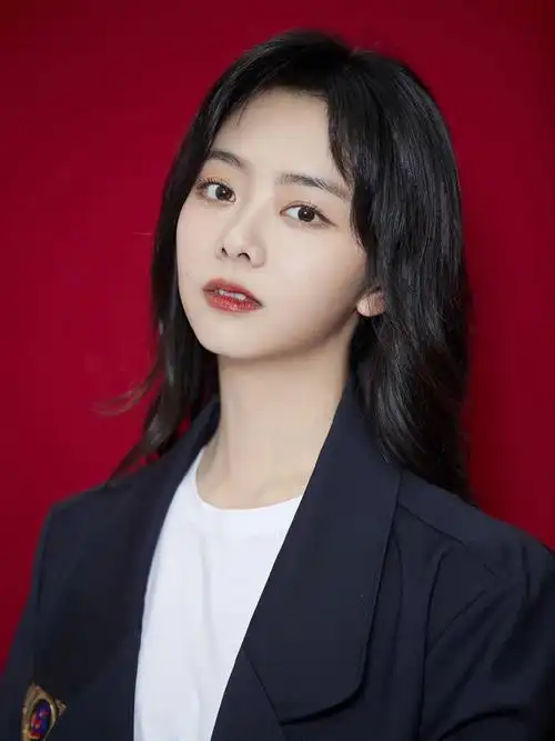 谭松韵  #今日发型  #来拍照了  #今日妆容  #宝藏女孩谭松韵  #端午