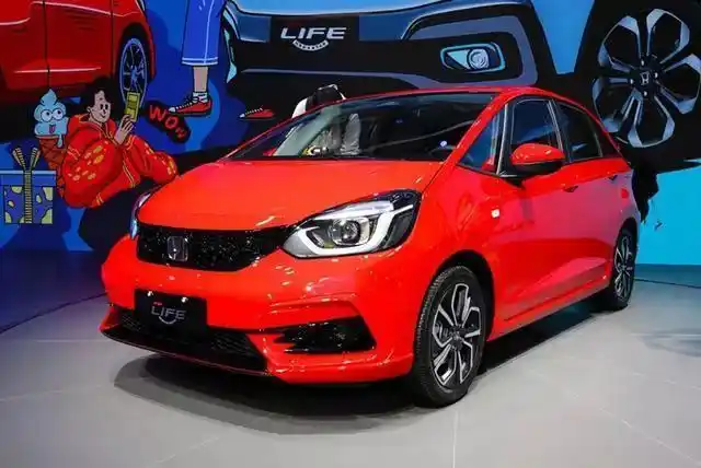 本田life提车作业10万预算那款车最适合女生开