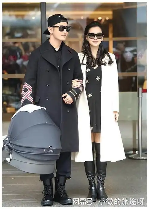 黄晓明一家三口现身迪士尼!杨颖穿小香风似少女!小海绵帅气十足