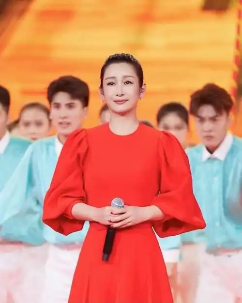 秦海璐眼里有光##2021央视国庆晚会