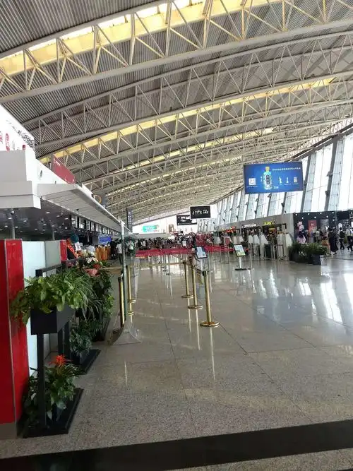 到咸阳机场啦!